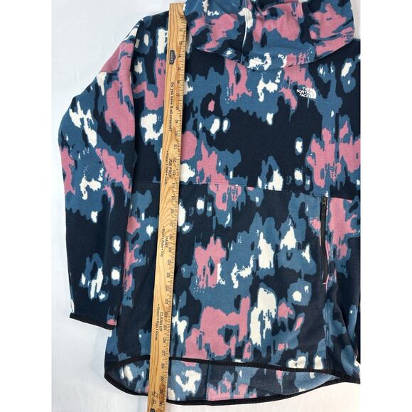 The North Face Woman's TKA Glacier Pullover Hoodie Size Large L Blue Pink Camo - Picture 6 of 6